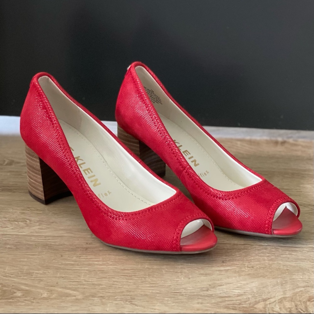 Ann Klein peep toe heels